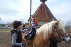 Zajęcia z hipoterapii w Zbludowicach zdjęcie nr 1